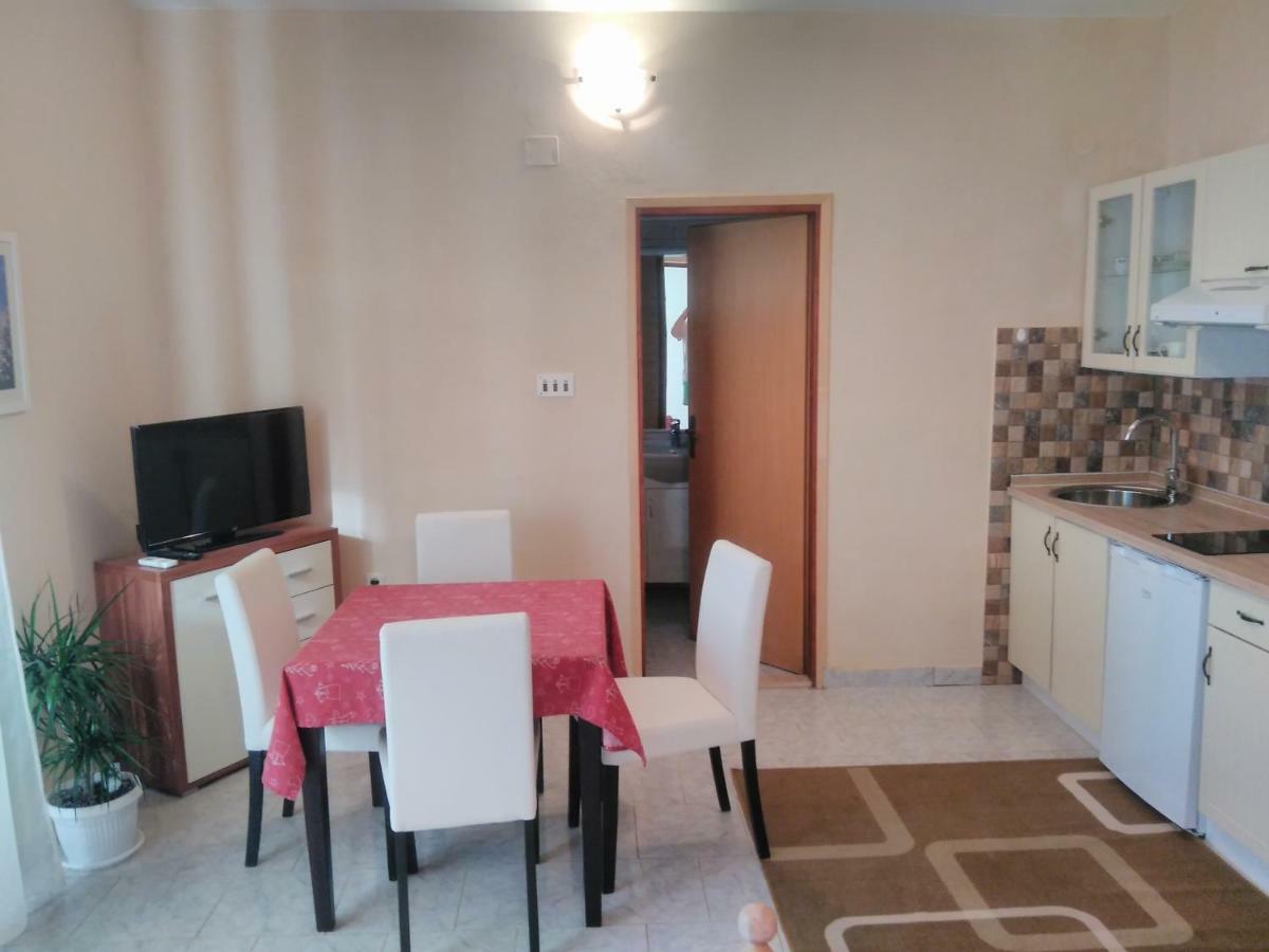 Apartmani Vinka Medulin Exterior photo