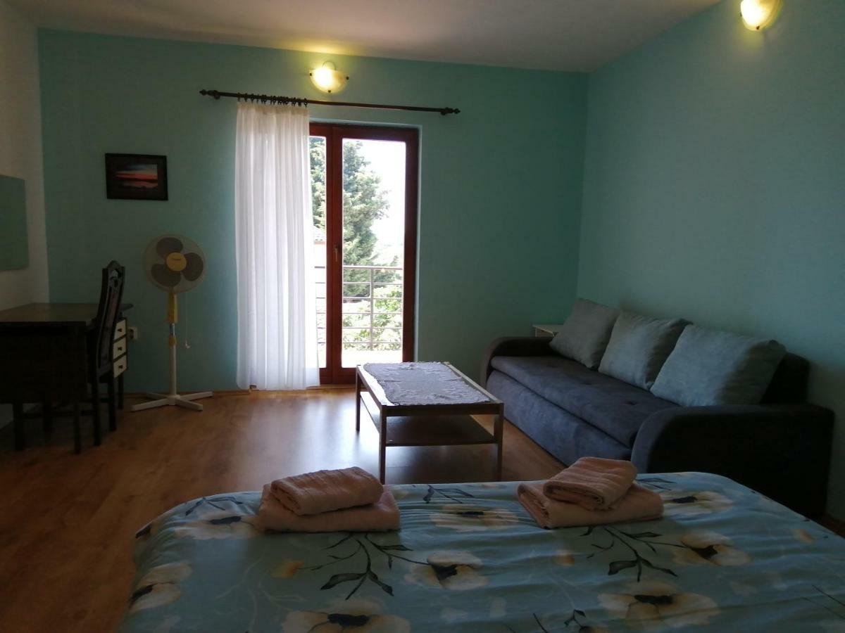 Apartmani Vinka Medulin Exterior photo
